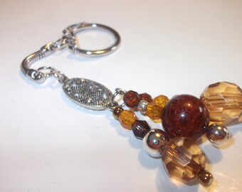 GAOGAO Lucky Seahorse Amber Keychain – Resin Key Ring With Real Seaweed & Conch, Gift For Men & Women