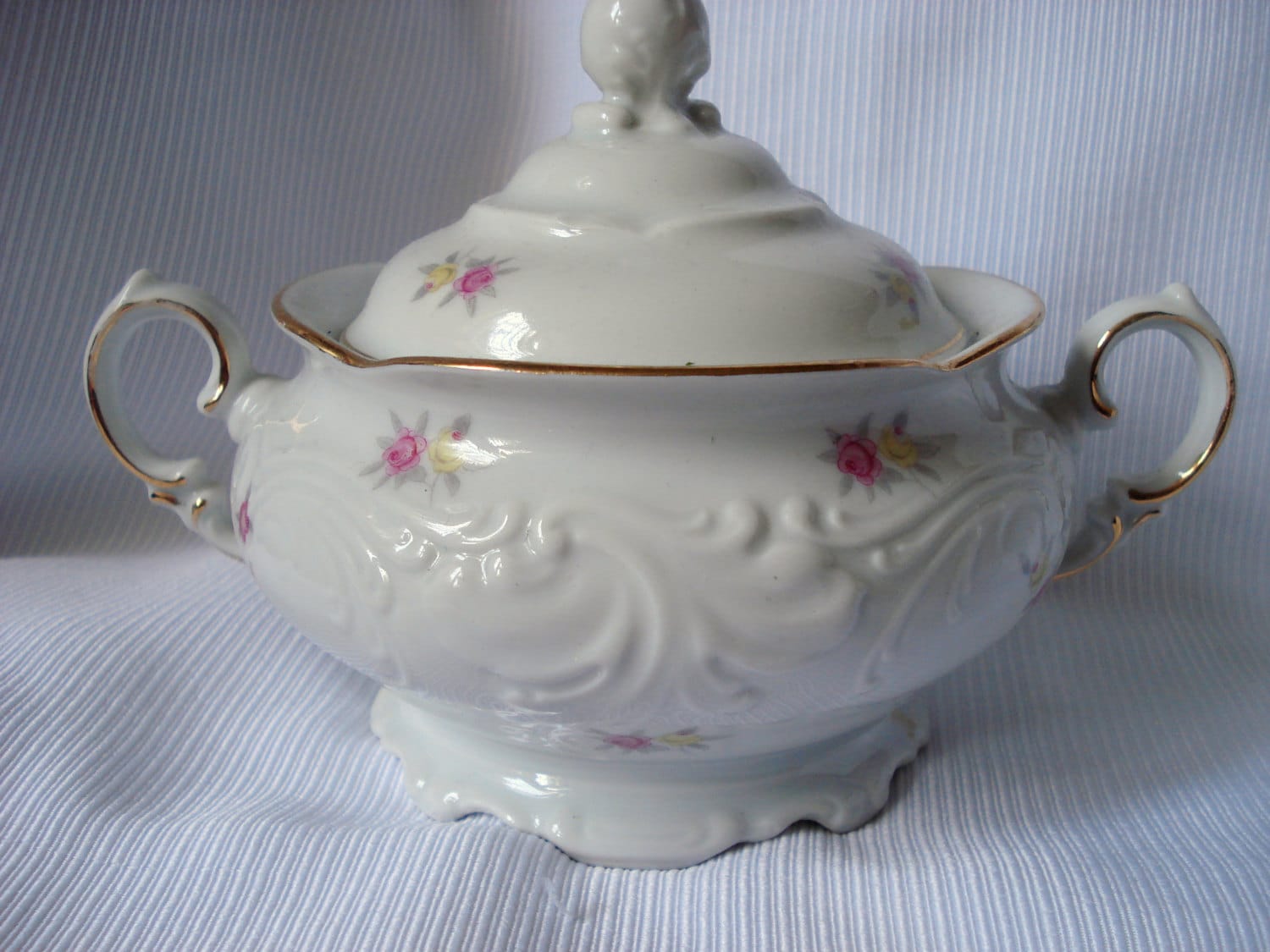 Vintage Sugar Bowl Wawel Poland China Shabby Cottage Chic Pink