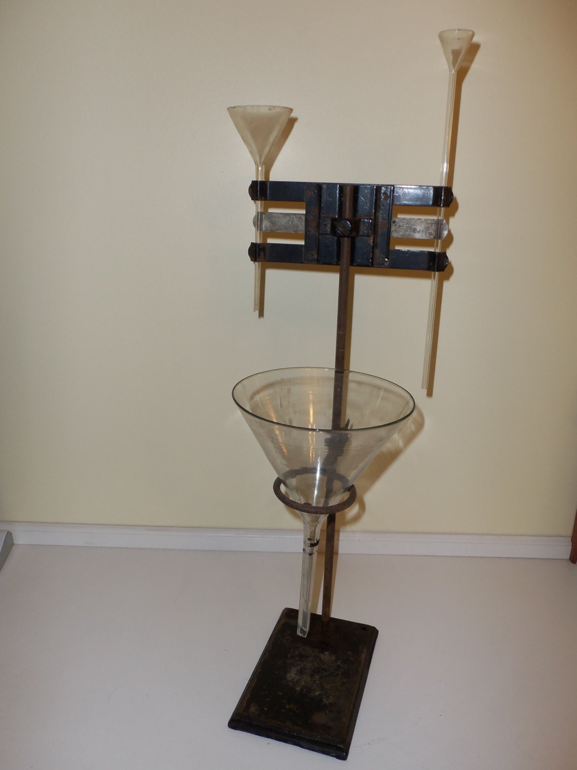 SALEVintage Science Chemistry Lab Stand withBurette Clamp