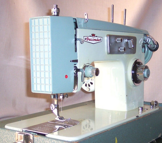 Restored Vintage Dressmaker Sewing Machine w/Guaranty and Free