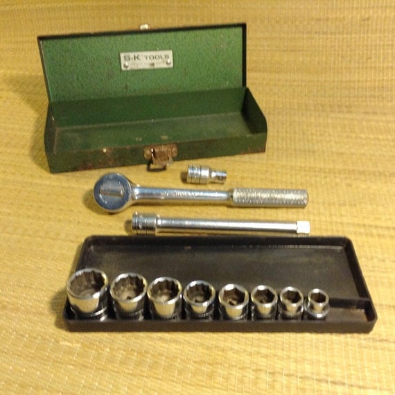 Vintage SK Tool Socket Set Kit in Original Green Metal Box