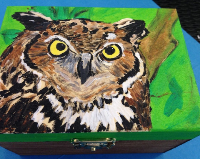 Solid Wood box, with front latch and hinges. Great Horned Owl painted in acrylics on top.