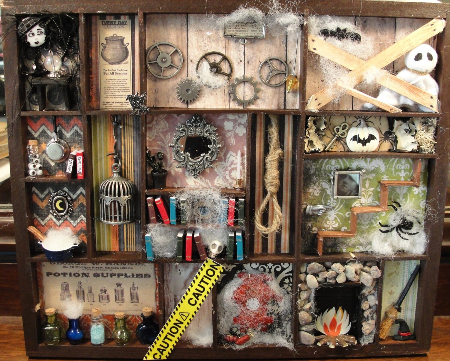 Haunted House Halloween Shadow Box Wall Hanging Decoration
