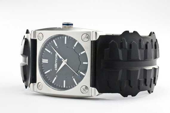 Sons of Anarchy / Mayans MC - Motorcycle TREAD wristwatch - Tread w/ Brushed Stainless Steel case