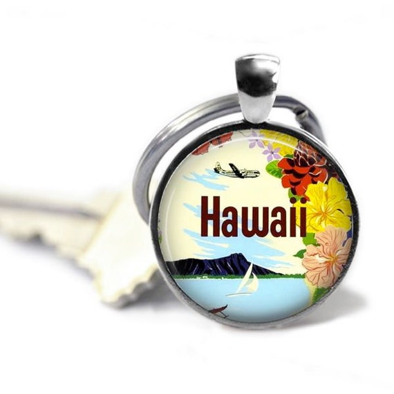 Items similar to Hawaii keychain Vintage travel keyring Hawaiian
