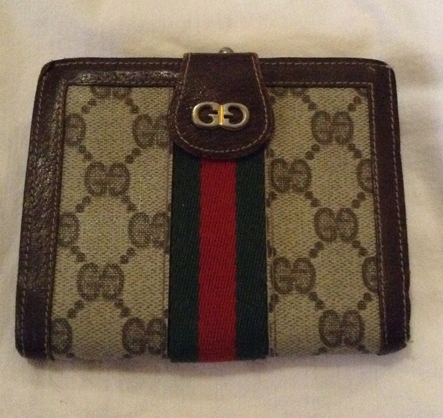 Authentic Vintage Gucci wallet