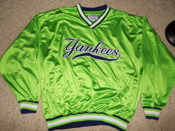 green yankees shirt