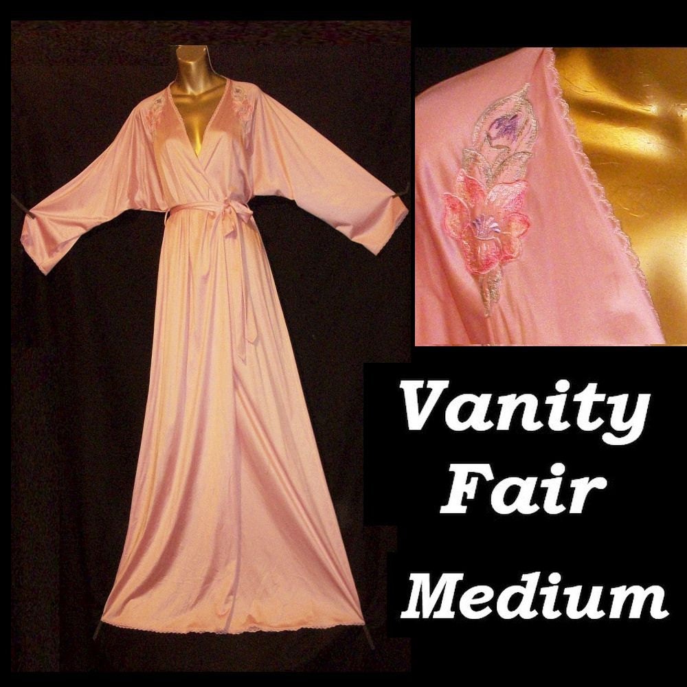 M Silky Nylon Vanity Fair Long ROBE Flowing Elegant Long