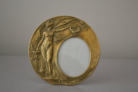 Download Round Picture Frame Old Pictures