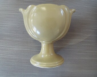 avocado green HULL pedestal scallop planter