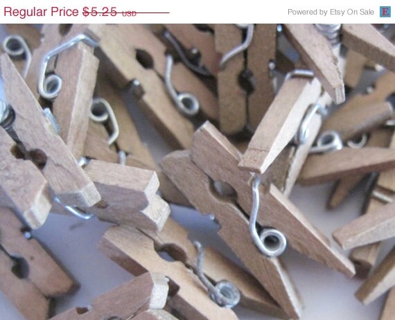 ON SALE 50 metallic GOLD Mini Clothespins Il_570xn