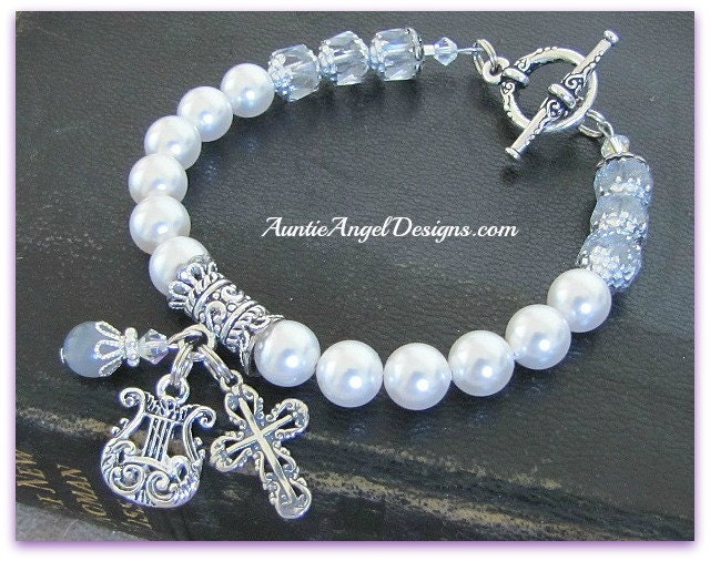 Pearly Gates of Heaven Bracelet, Christian Devotional Jewelry, Crucifix