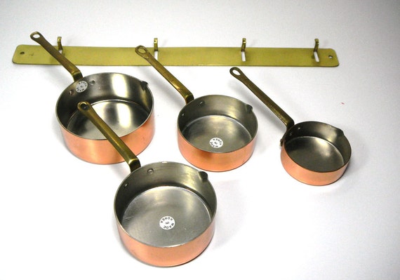 Measuring Made vintage cup in  Copper Brass Handles set  Cup 1960s Vintage with  Set  measuring