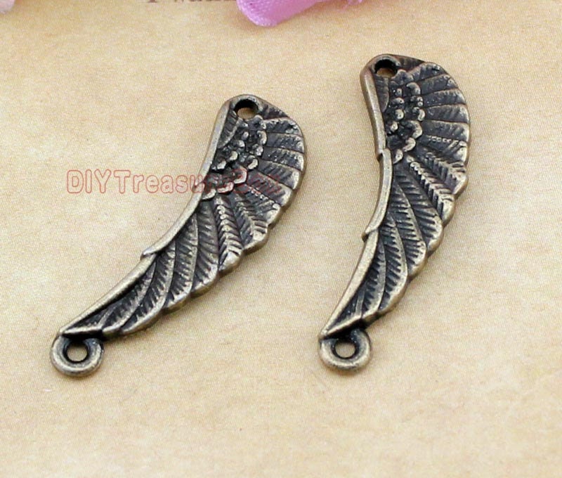 20pcs--Wing charms, Antique bronze  Angels  Wings Feathers Charm Pendants connector 29x10mm