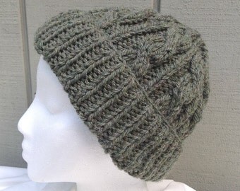 Chunky knit green hat - Womens wool blend hat - Teens knitwear - Green wool mix beanie