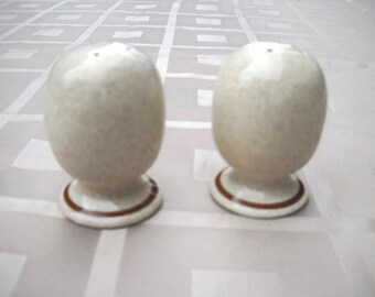 Mikasa Salt and Pepper Shakers - Mikasa Stylemanor FD-800 Salt and Pepper Shakers