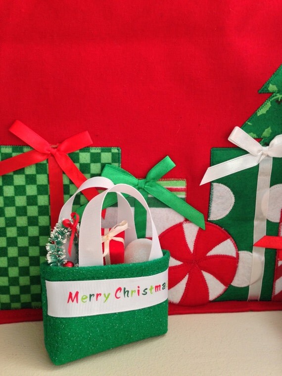 American Girl 18 Doll Size GREEN Christmas by lindasornaments