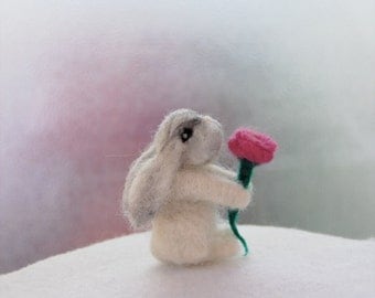 Needle Felted Bunny. Miniature Animals. Gifts For Little Girls. Needle Felted Animals. Needle Felted Rabbit. Felted Bunnies. Felted Toy.