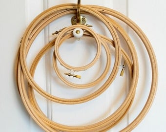 7" wooden embroidery hoop (18cm)