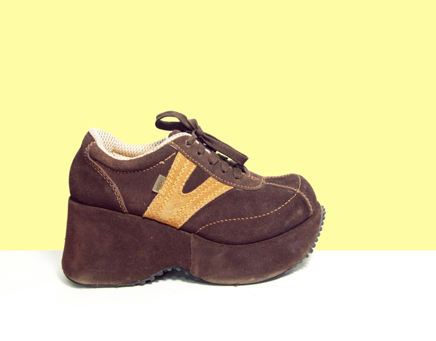 90s Brown Platform Sneakers / Trainers / Tennis Shoes / by