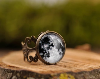 Filigree full moon ring, adjustable ring, statement ring, antique brass ring, glass dome ring, antique bronze ring, jewelry gift for her