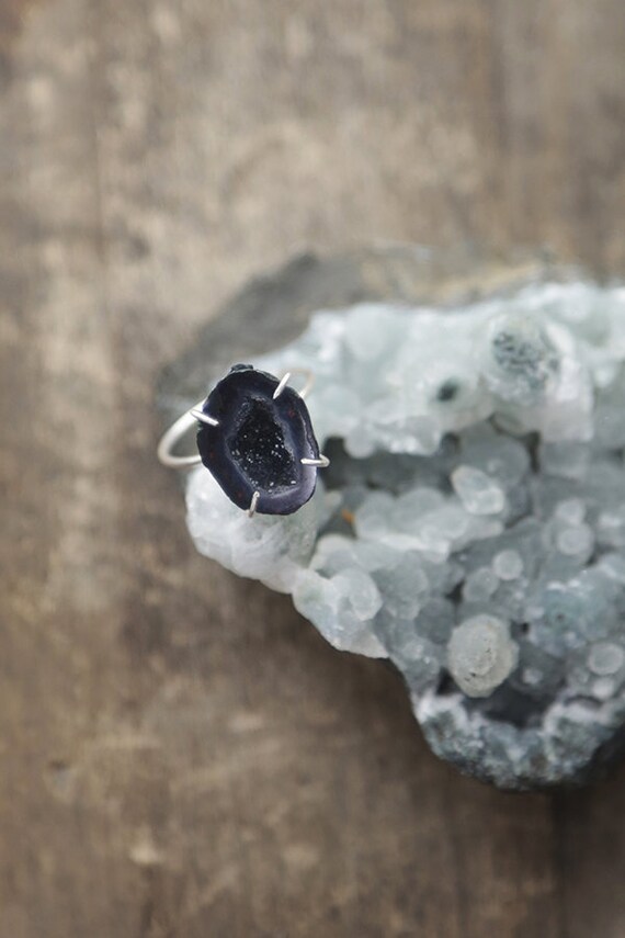 Geode Ring Small Geode Jewelry Raw Crystal Ring by AmuletteJewelry
