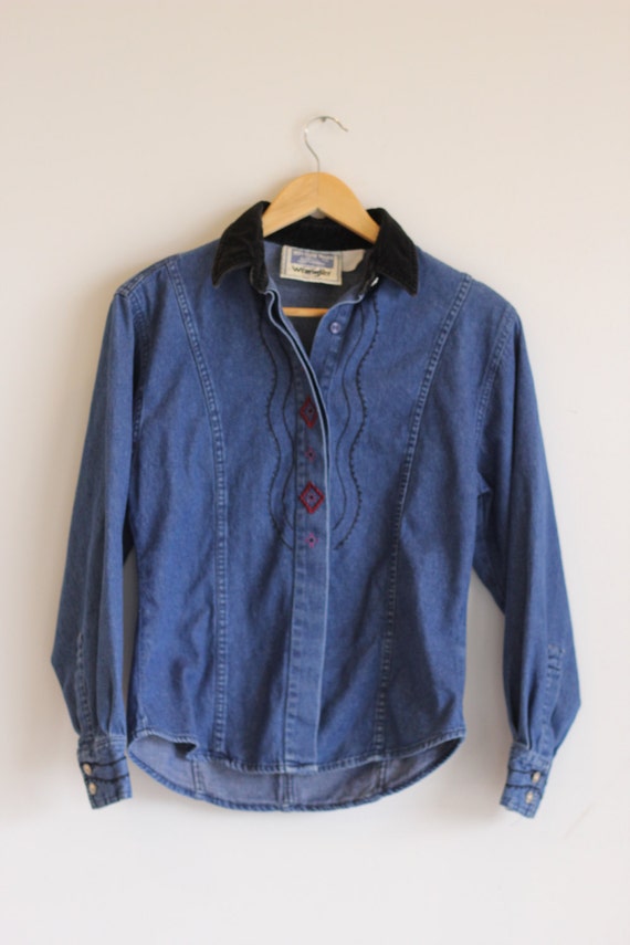 Vintage Wrangler Denim Button Up Shirt