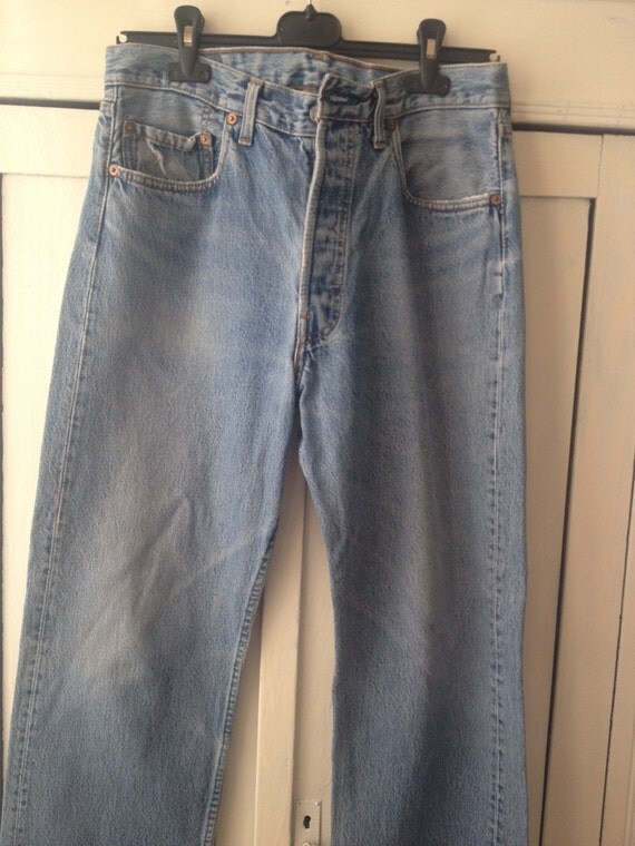 levi's 501 faded blue