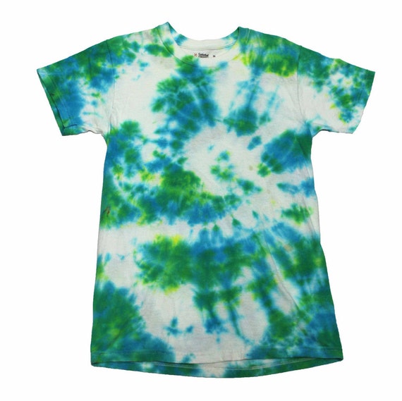 green shirt tie dye