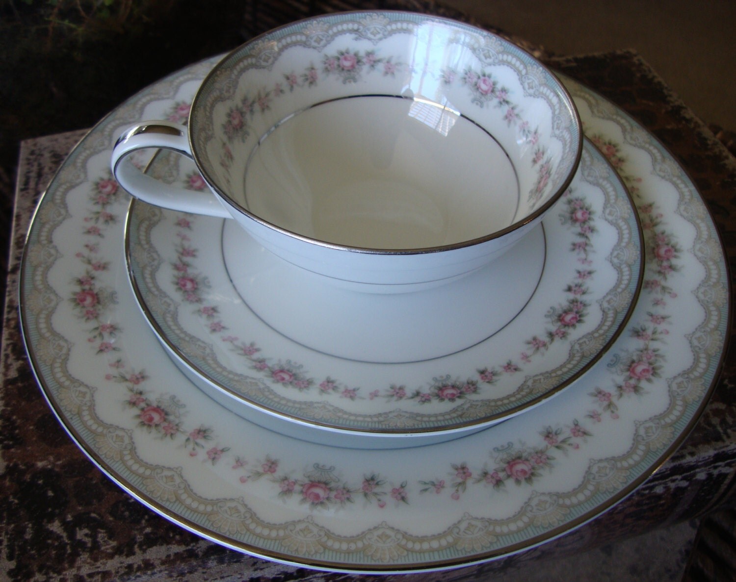 Noritake China Set of 4 Tea Coffee Cups Saucers and by tycaalak