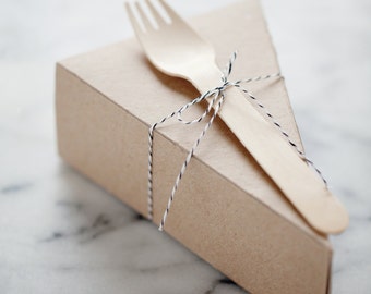 DELUXE Lidded Pie Slice Boxes in Kraft with Forks, Parchment + Black/White Baker's Twine