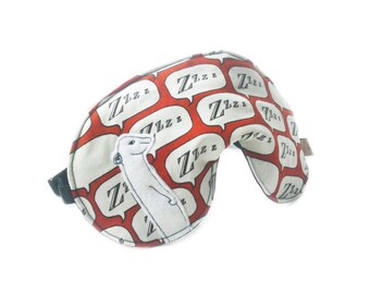 eyemask meerkat white speechbubble adjustable sleep mask