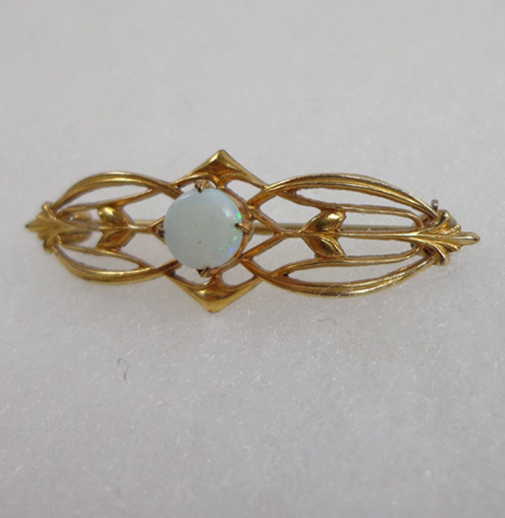 Vintage Signed Opal Pin Brooch Gold Tone Small Ornate