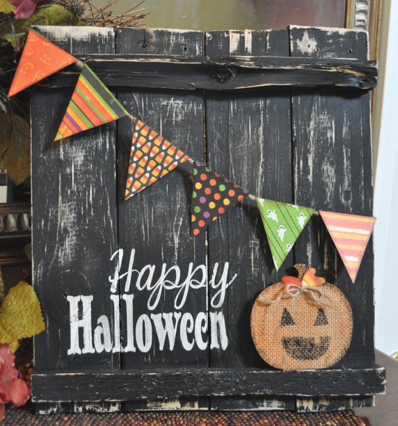 Happy Halloween Reclaimed Rustic Wood Sign with Bunting