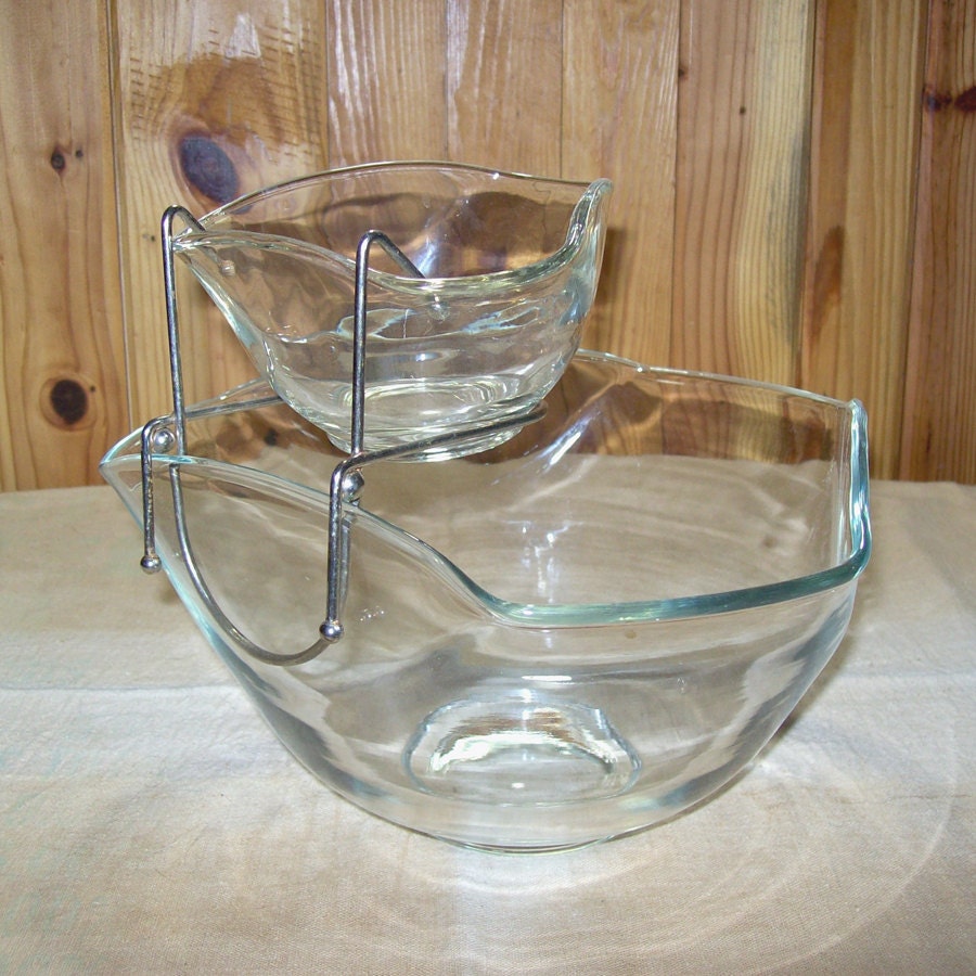 Vintage Indiana Glass Chip & Dip Bowls Set / 1960s Retro Clip