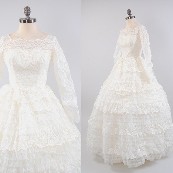Vintage 50s lace wedding dress / Sheer by digvintageclothing