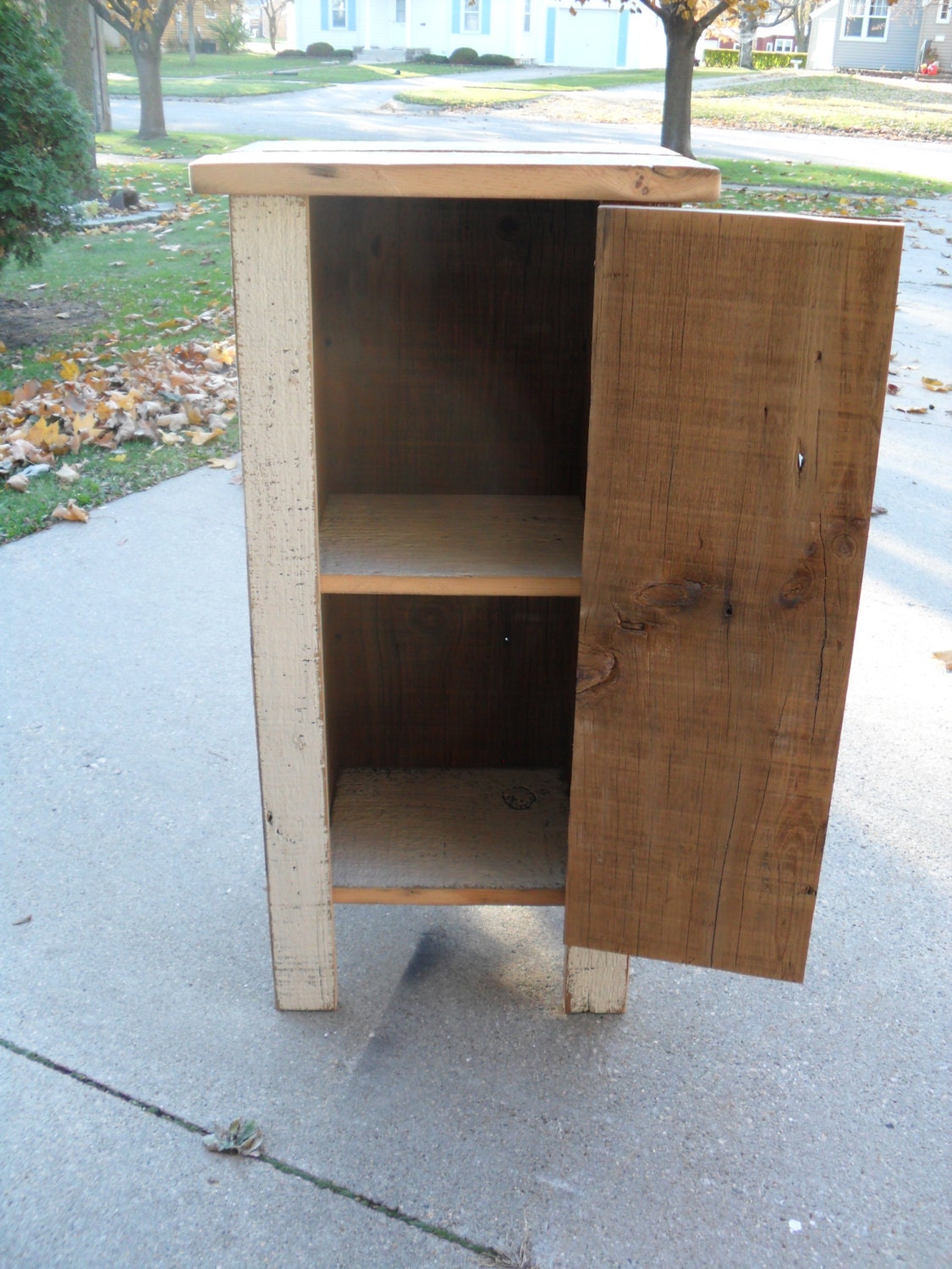 Antique white Small Square