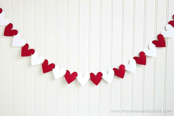 HEART Garland - Red & White : Valentine's Day Bunting // Wedding Decoration // Party Decoration // Bridal Shower // Hearts Il_570xn