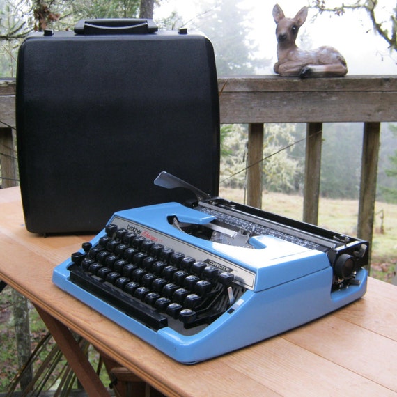 Brother Charger 11 Manual Typewriter and Case