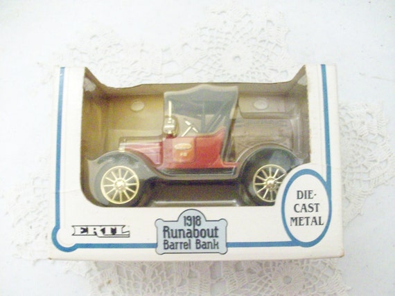 1918 5 Bank diecast ford runabout true value