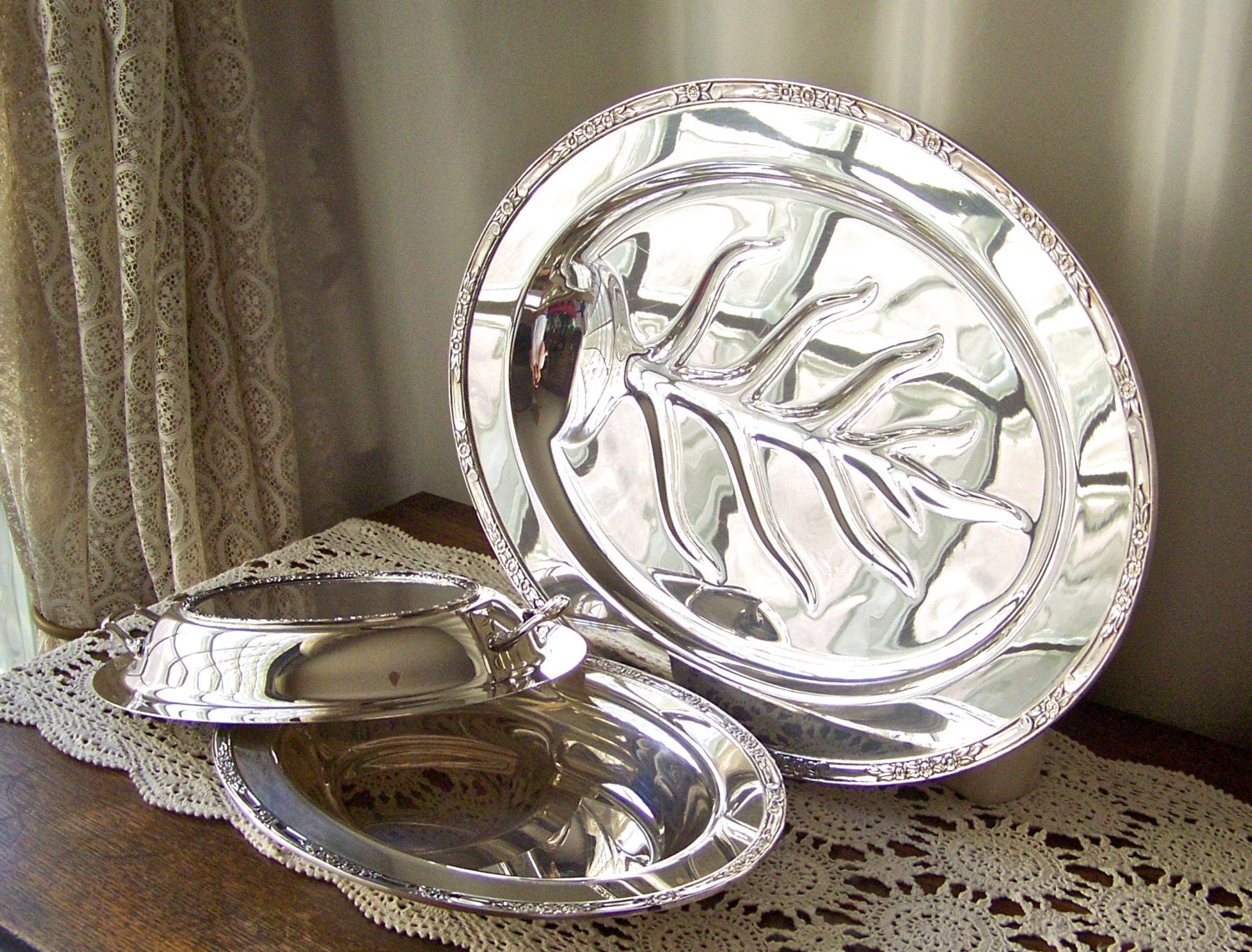 Vintage Serving Platter Tree of Life Covered by CynthiasAttic