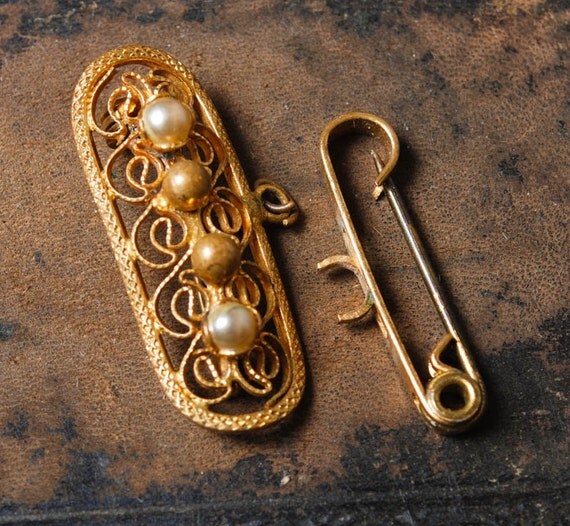Set of 2 antique brass brooch parts pins clasps