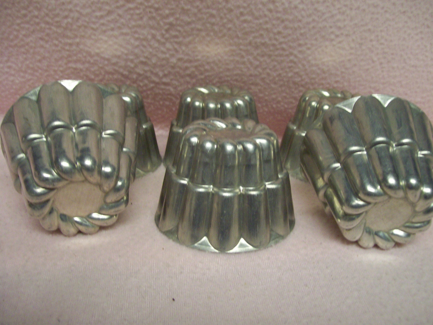 Individual Cake Pans Single Serving Little Bundt Cake or Jello Vintage