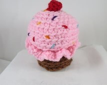 Popular items for cupcake plushie on Etsy