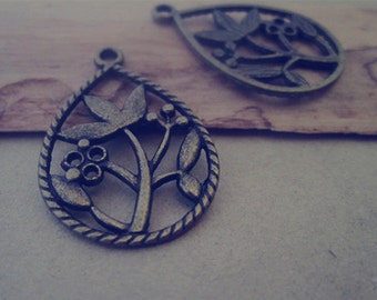 15pcs Antique bronze flower Pendant charm 21mmx32mm