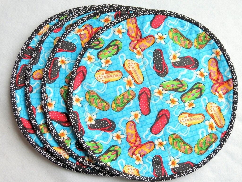 ROUND PLACEMATS SUMMER Placemats Quilted by twistedsticks on Etsy