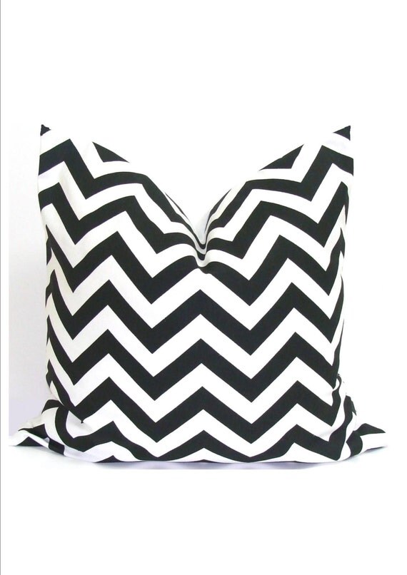 BLACK PILLOW.18x18 inch Pillows.Decorative by ElemenOPillows