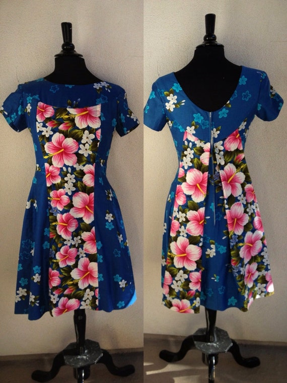 hawaiian floral outfit