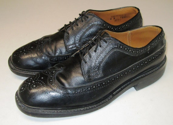Vintage JC PENNY Mens Size 8 D Wingtips Oxfords Dress Shoes.