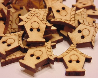 5 wood bird house buttons, 20 x 22 mm (33)